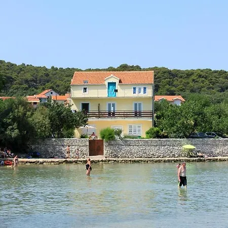 Family Friendly Seaside Kraj, Pasman - 699 Appartamento *