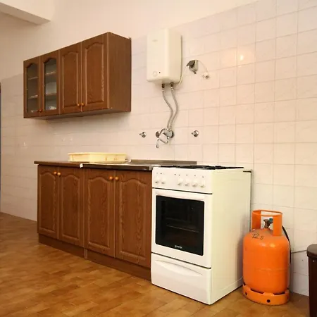 Family Friendly Seaside Kraj, Pasman - 699 Appartamento *