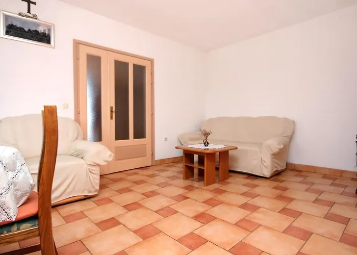 Family Friendly Seaside Kraj, Pasman - 699