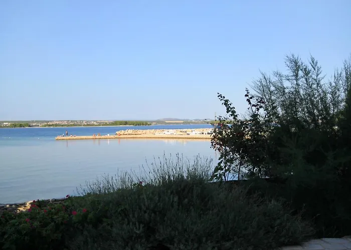 Family Friendly Seaside Kraj, Pasman - 699 Apartman
