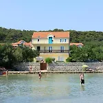 Family Friendly Seaside Kraj, Pasman - 699 Appartement *