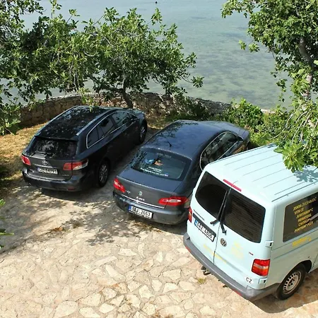 Family Friendly Seaside Kraj, Pasman - 699 شقة