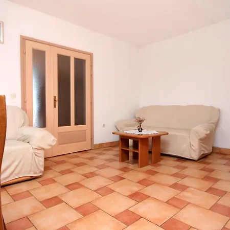 Family Friendly Seaside Kraj, Pasman - 699