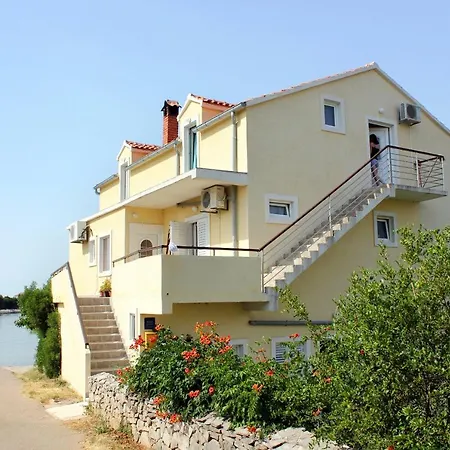 Family Friendly Seaside Kraj, Pasman - 699
