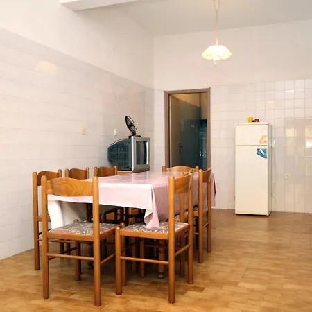 Family Friendly Seaside Kraj, Pasman - 699 *