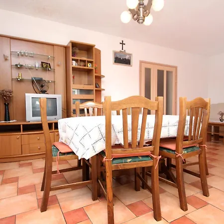 Family Friendly Seaside Kraj, Pasman - 699 * Tkon