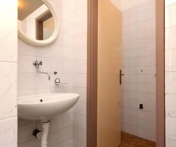 Family Friendly Seaside Kraj, Pasman - 699